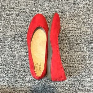 NWOT Naturalizer Vibrant Red Suede Slip-Ons